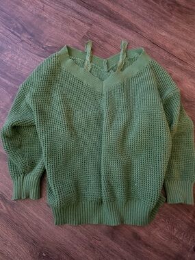 SHEIN Green V-Neck Waffle Knit Sweater